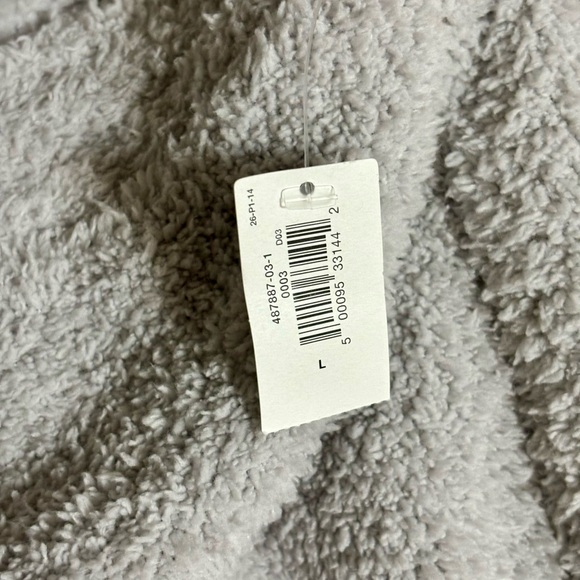 Gap Woman’s Soft Wide-Legged Sweatpants - Picture 2 of 4